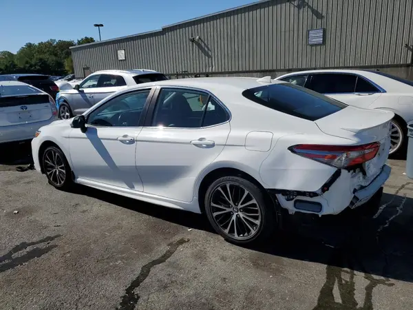 4T1B11HK3KU187114 2019 TOYOTA CAMRY - Image 2