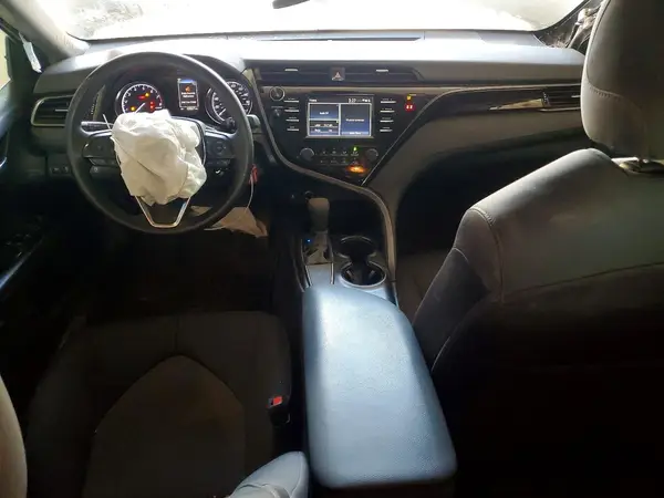 4T1B11HK3KU189249 2019 TOYOTA CAMRY - Image 8