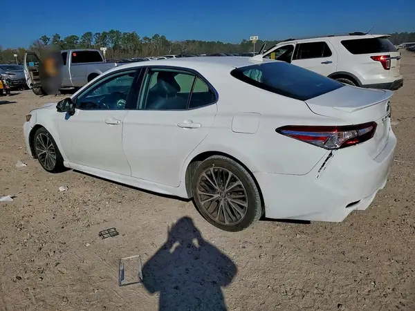 4T1B11HK3KU189347 2019 TOYOTA CAMRY - Image 2