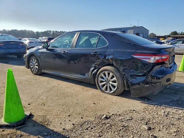 4T1B11HK3KU195472 2019 TOYOTA CAMRY - Image 2