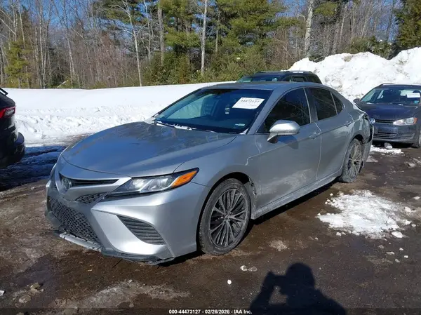 4T1B11HK3KU200007 2019 TOYOTA CAMRY - Image 2