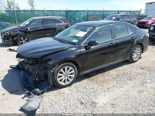 4T1B11HK3KU200962 2019 TOYOTA CAMRY - Image 2
