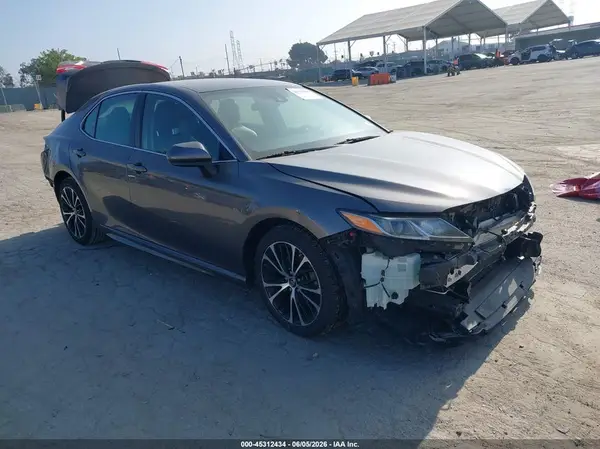 4T1B11HK3KU203831 2019 TOYOTA CAMRY - Image 1