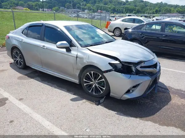 4T1B11HK3KU205305 2019 TOYOTA CAMRY - Image 1