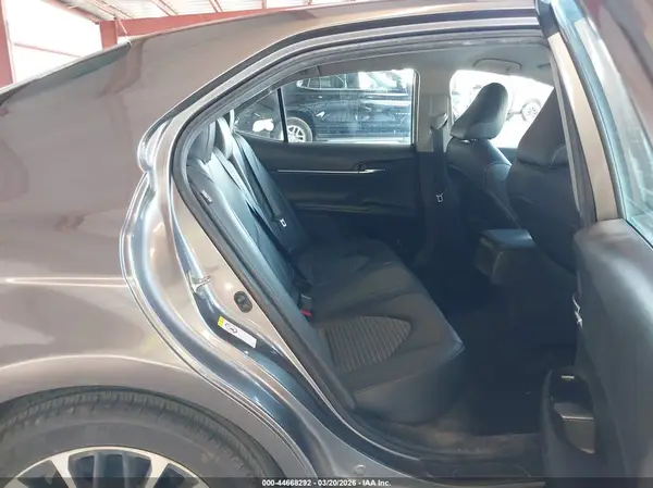 4T1B11HK3KU209502 2019 TOYOTA CAMRY - Image 8