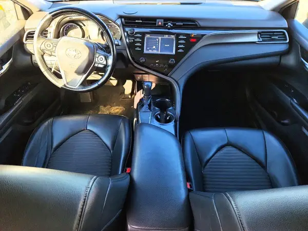 4T1B11HK3KU210942 2019 TOYOTA CAMRY - Image 8