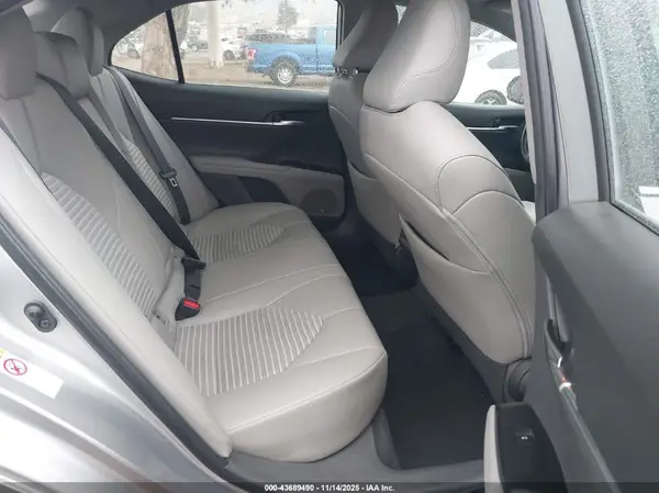 4T1B11HK3KU212156 2019 TOYOTA CAMRY - Image 8