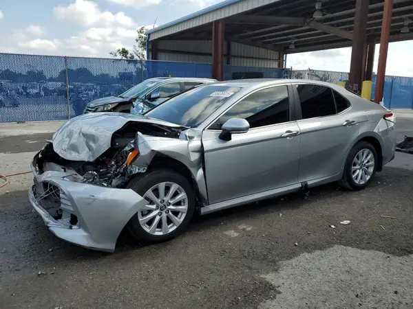 4T1B11HK3KU212464 2019 TOYOTA CAMRY - Image 1