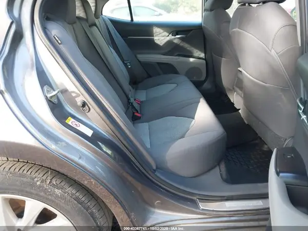 4T1B11HK3KU213064 2019 TOYOTA CAMRY - Image 8