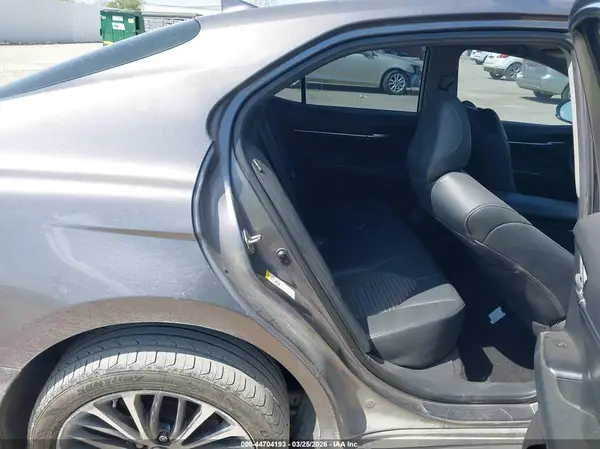 4T1B11HK3KU214148 2019 TOYOTA CAMRY - Image 8