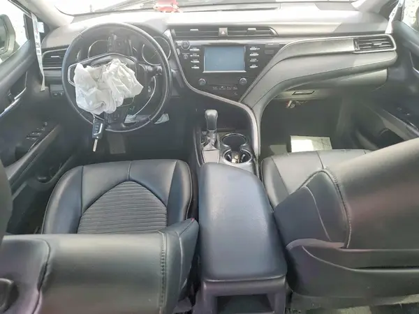 4T1B11HK3KU220743 2019 TOYOTA CAMRY - Image 8
