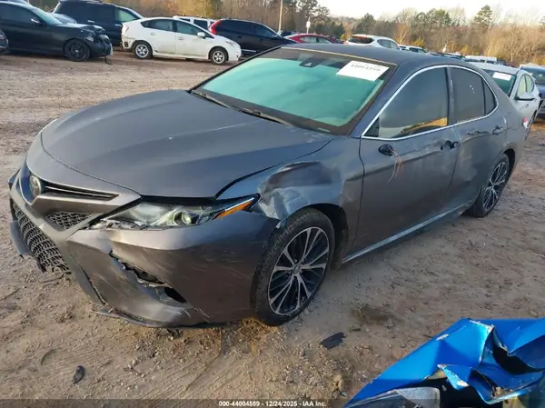 4T1B11HK3KU222377 2019 TOYOTA CAMRY - Image 2
