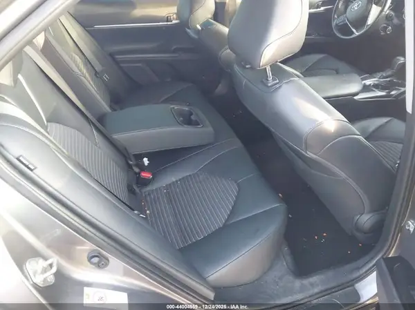 4T1B11HK3KU222377 2019 TOYOTA CAMRY - Image 8