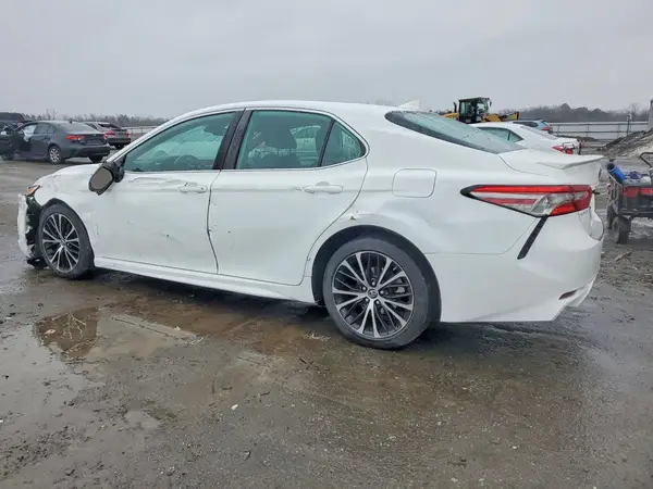 4T1B11HK3KU224176 2019 TOYOTA CAMRY - Image 2