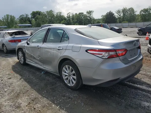4T1B11HK3KU226106 2019 TOYOTA CAMRY - Image 2