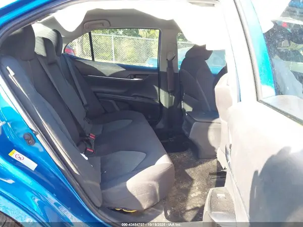 4T1B11HK3KU227689 2019 TOYOTA CAMRY - Image 8