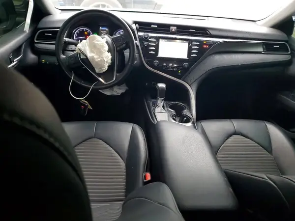 4T1B11HK3KU228163 2019 TOYOTA CAMRY - Image 8