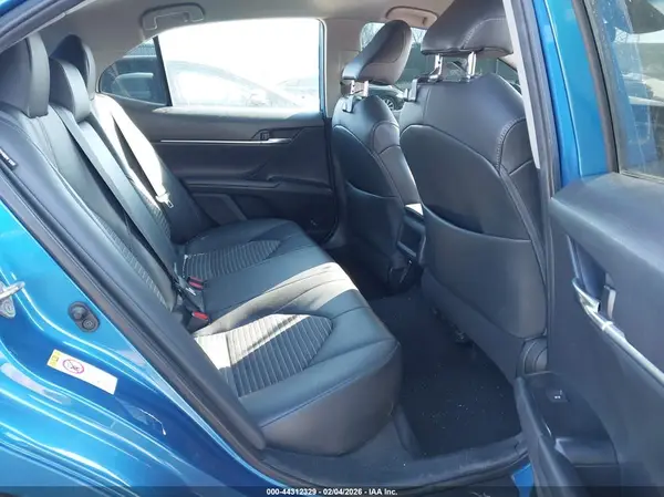 4T1B11HK3KU230964 2019 TOYOTA CAMRY - Image 8