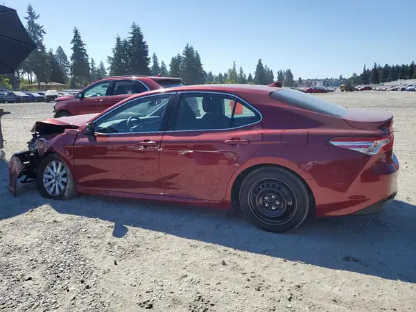 4T1B11HK3KU234948 2019 TOYOTA CAMRY - Image 2
