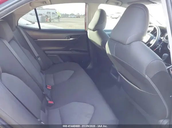 4T1B11HK3KU235369 2019 TOYOTA CAMRY - Image 8
