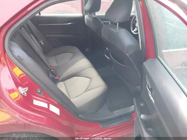4T1B11HK3KU240605 2019 TOYOTA CAMRY - Image 8
