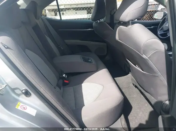 4T1B11HK3KU240703 2019 TOYOTA CAMRY - Image 8