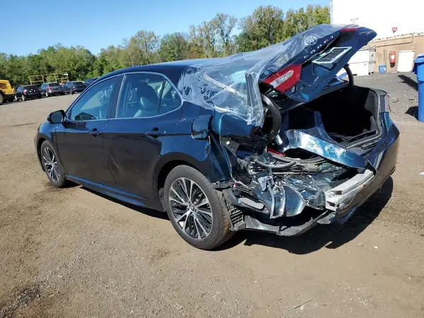 4T1B11HK3KU246307 2019 TOYOTA CAMRY - Image 2