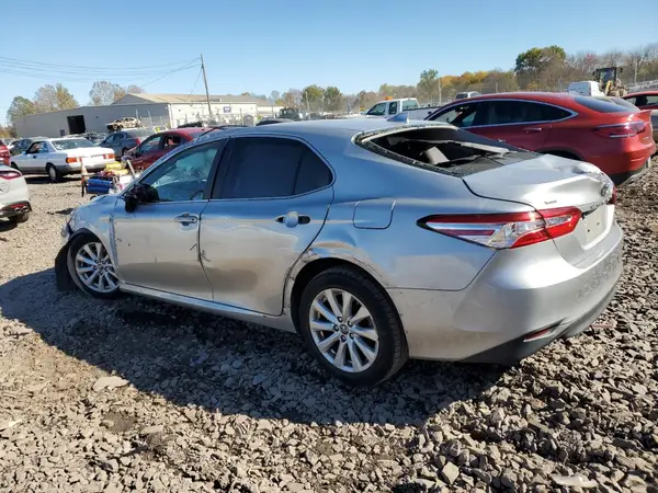 4T1B11HK3KU247778 2019 TOYOTA CAMRY - Image 2