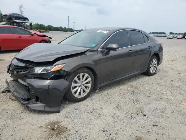 4T1B11HK3KU249174 2019 TOYOTA CAMRY - Image 1