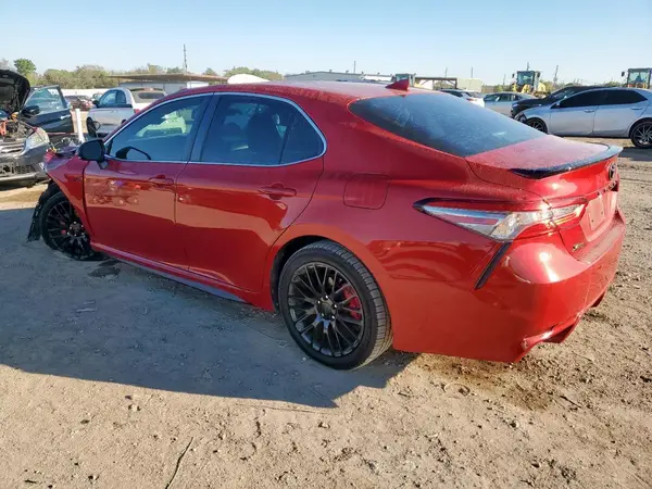 4T1B11HK3KU250518 2019 TOYOTA CAMRY - Image 2