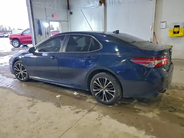 4T1B11HK3KU252592 2019 TOYOTA CAMRY - Image 2
