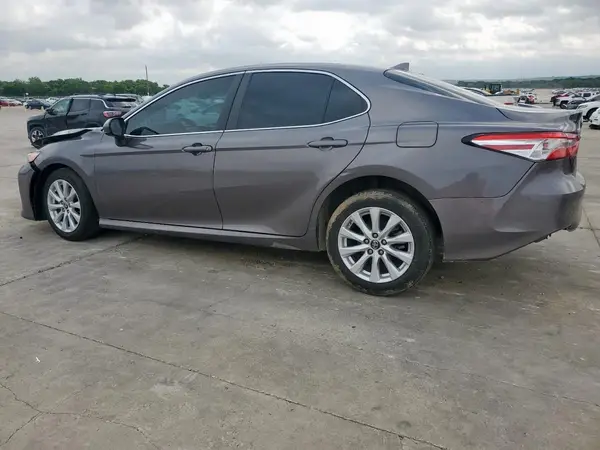4T1B11HK3KU255556 2019 TOYOTA CAMRY - Image 2