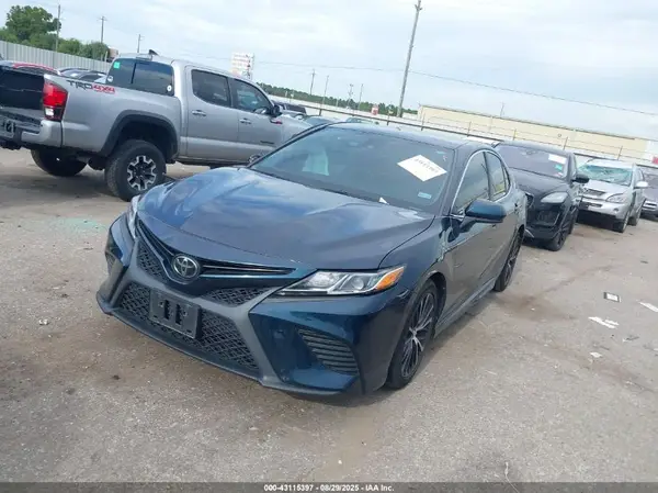 4T1B11HK3KU256464 2019 TOYOTA CAMRY - Image 2