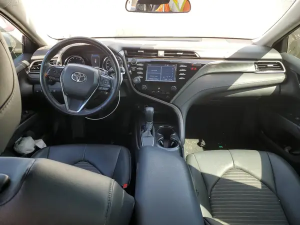 4T1B11HK3KU260823 2019 TOYOTA CAMRY - Image 8