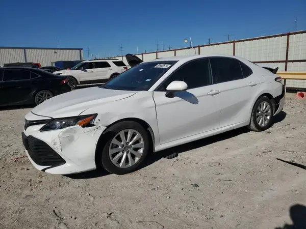 4T1B11HK3KU264709 2019 TOYOTA CAMRY - Image 1