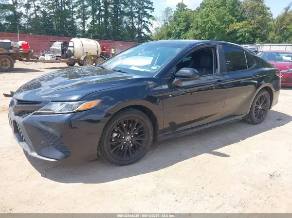4T1B11HK3KU265682 2019 TOYOTA CAMRY - Image 2
