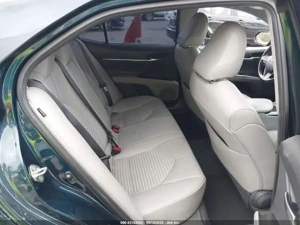 4T1B11HK3KU273068 2019 TOYOTA CAMRY - Image 8
