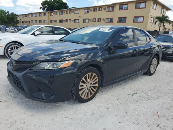 4T1B11HK3KU274110 2019 TOYOTA CAMRY - Image 1