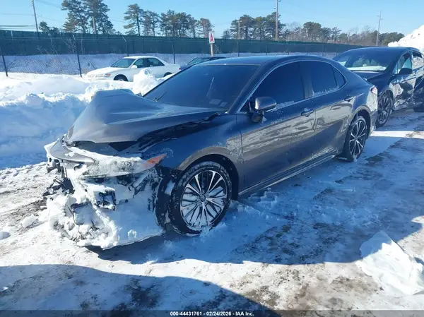 4T1B11HK3KU274530 2019 TOYOTA CAMRY - Image 2