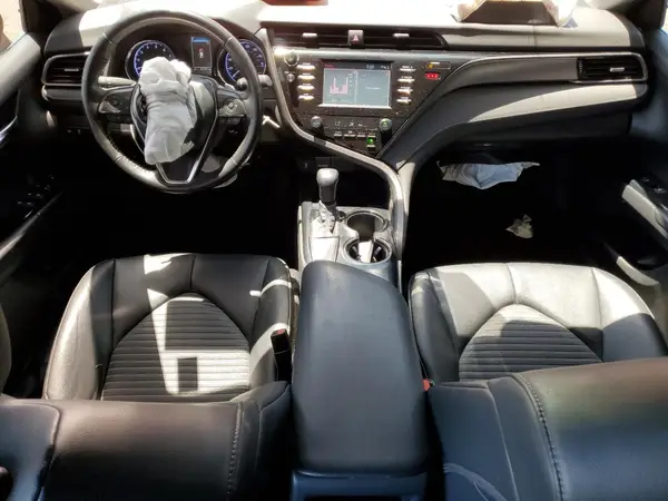 4T1B11HK3KU275113 2019 TOYOTA CAMRY - Image 8