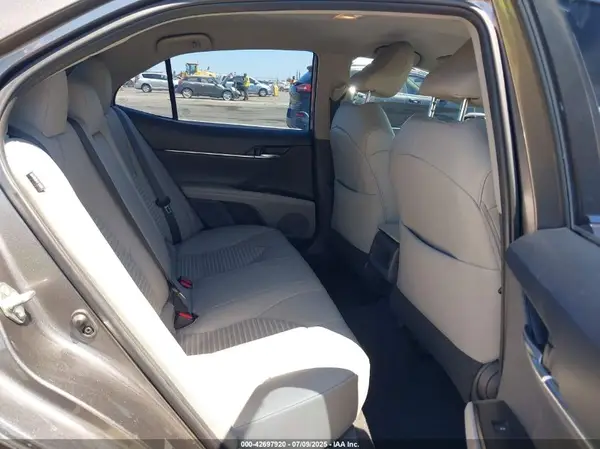 4T1B11HK3KU275404 2019 TOYOTA CAMRY - Image 8