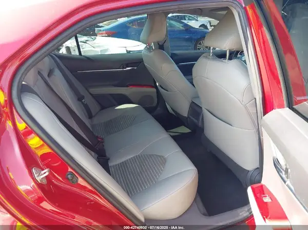 4T1B11HK3KU277699 2019 TOYOTA CAMRY - Image 8