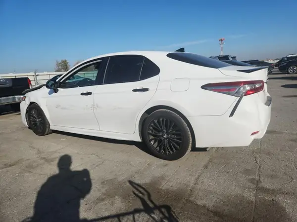4T1B11HK3KU279405 2019 TOYOTA CAMRY - Image 2