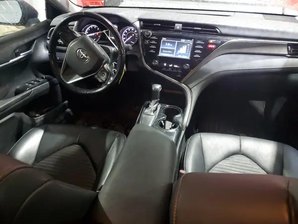 4T1B11HK3KU282286 2019 TOYOTA CAMRY - Image 8