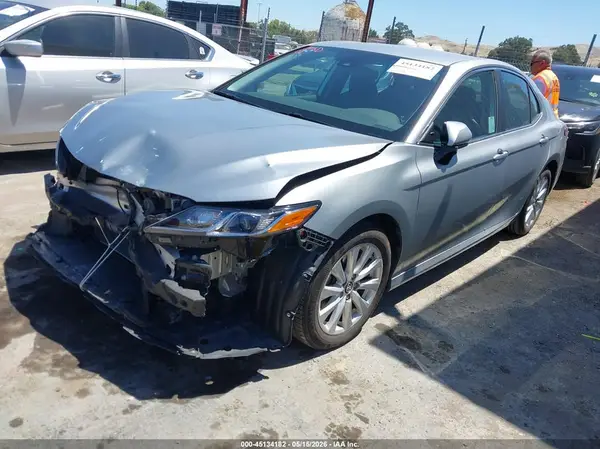 4T1B11HK3KU287911 2019 TOYOTA CAMRY - Image 2