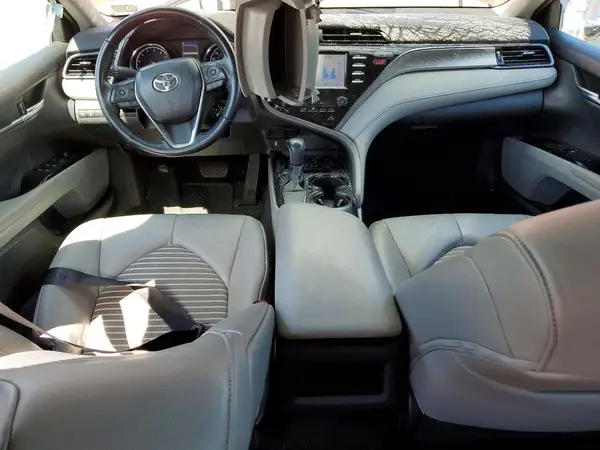 4T1B11HK3KU289884 2019 TOYOTA CAMRY - Image 8