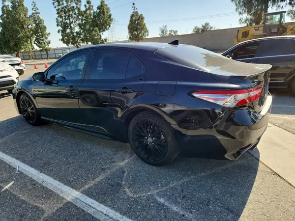 4T1B11HK3KU290243 2019 TOYOTA CAMRY - Image 2