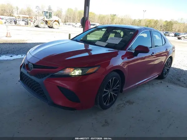 4T1B11HK3KU298679 2019 TOYOTA CAMRY - Image 2