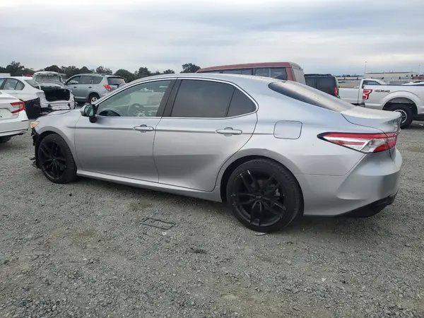 4T1B11HK3KU683109 2019 TOYOTA CAMRY - Image 2