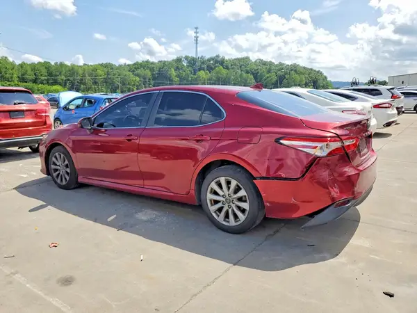 4T1B11HK3KU683563 2019 TOYOTA CAMRY - Image 2
